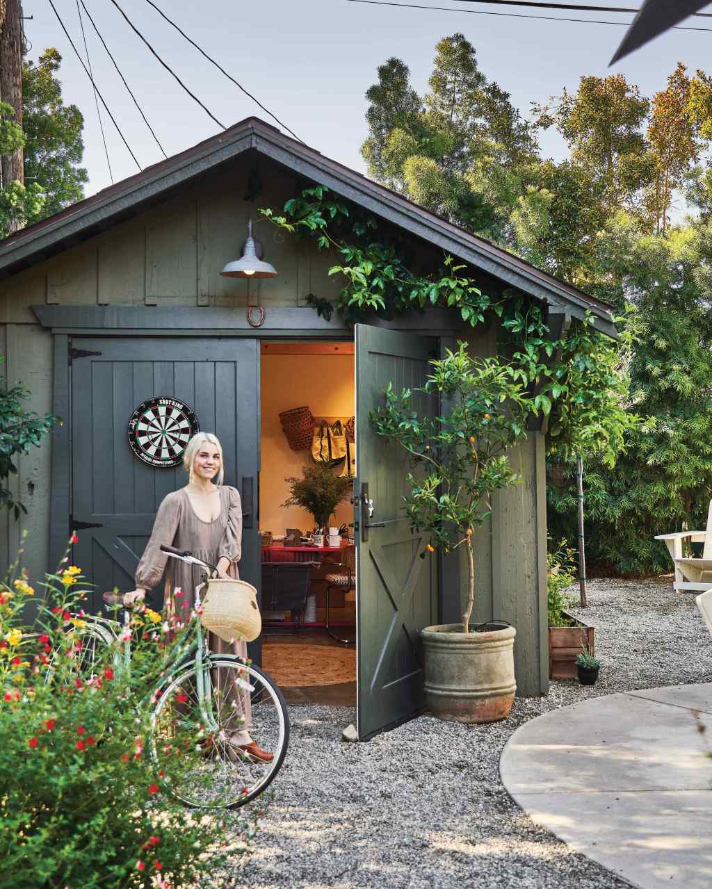 A Family of Six Settles into a Traditional Craftsman with Country-in-the-City Style