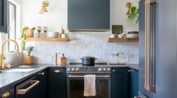 Layout in Oakland Kitchen by Gina Rachelle Design