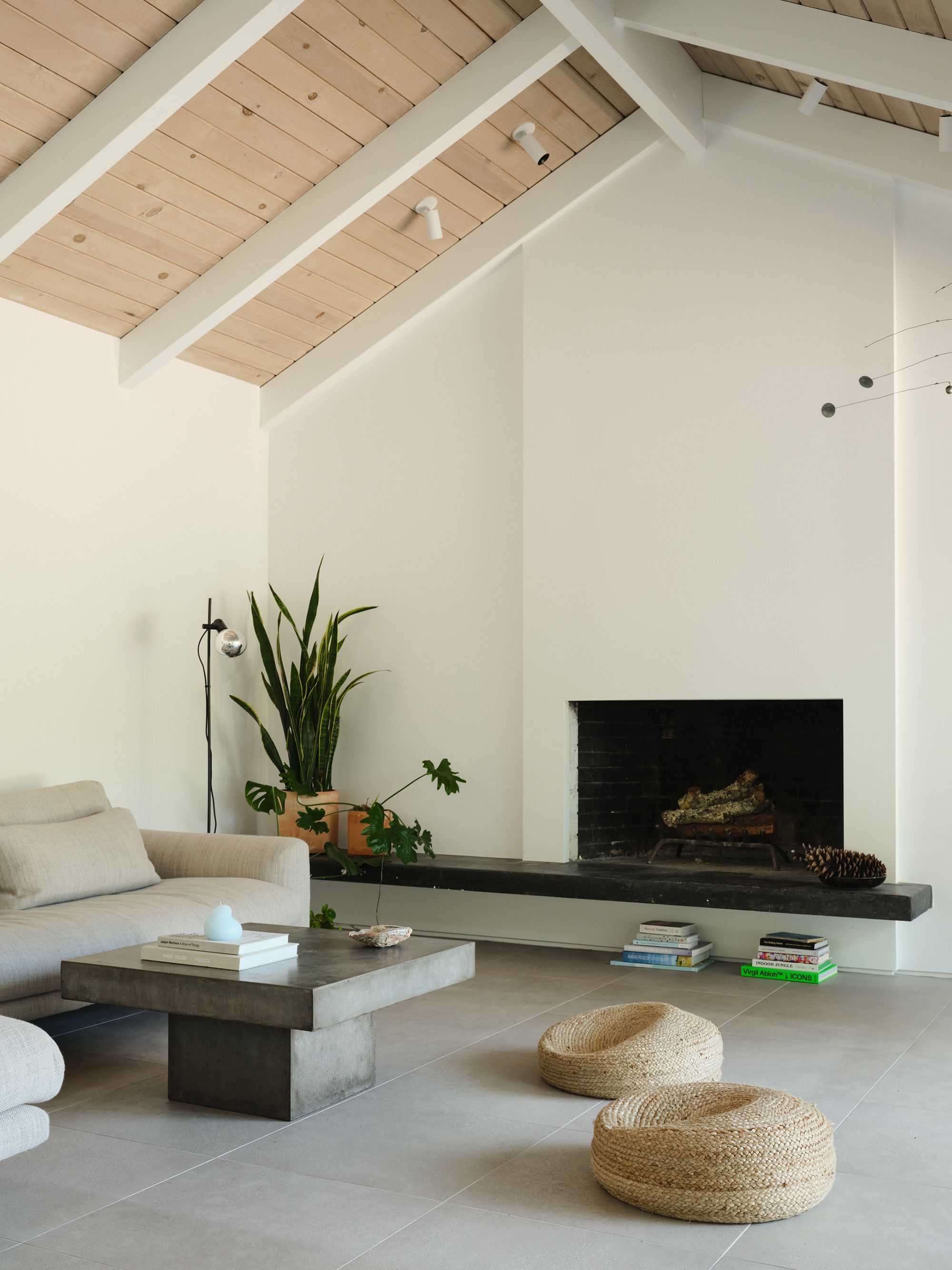 Living Room Fireplace in San Mateo Ranch House by Feldman Architecture