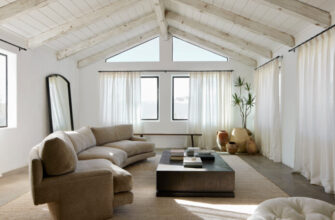 Living Room in Gorman Road House by Tanya Stone