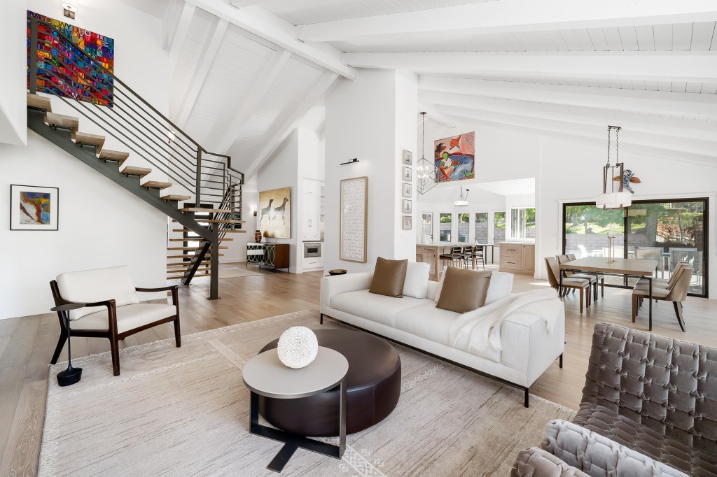 11 Neutral Paint Colors to Update Your Home Before Listing It, According to a Real Estate Pro