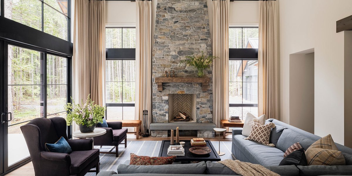 Living Room in Mt Rainier Vacation Home by White Label Interiors