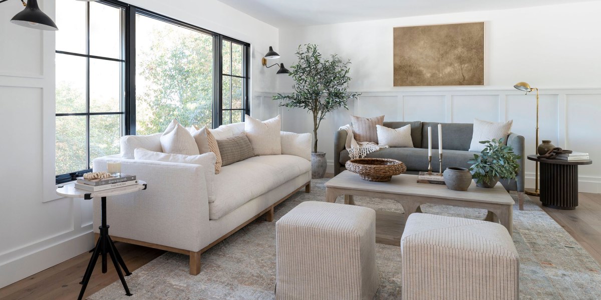 You Won’t Believe That a Family of 7 (with 5 Sons!) Lives in This Stunning Home