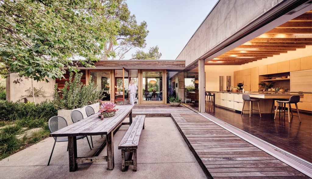 Maricopa Indoor Outdoor Living Entertaining