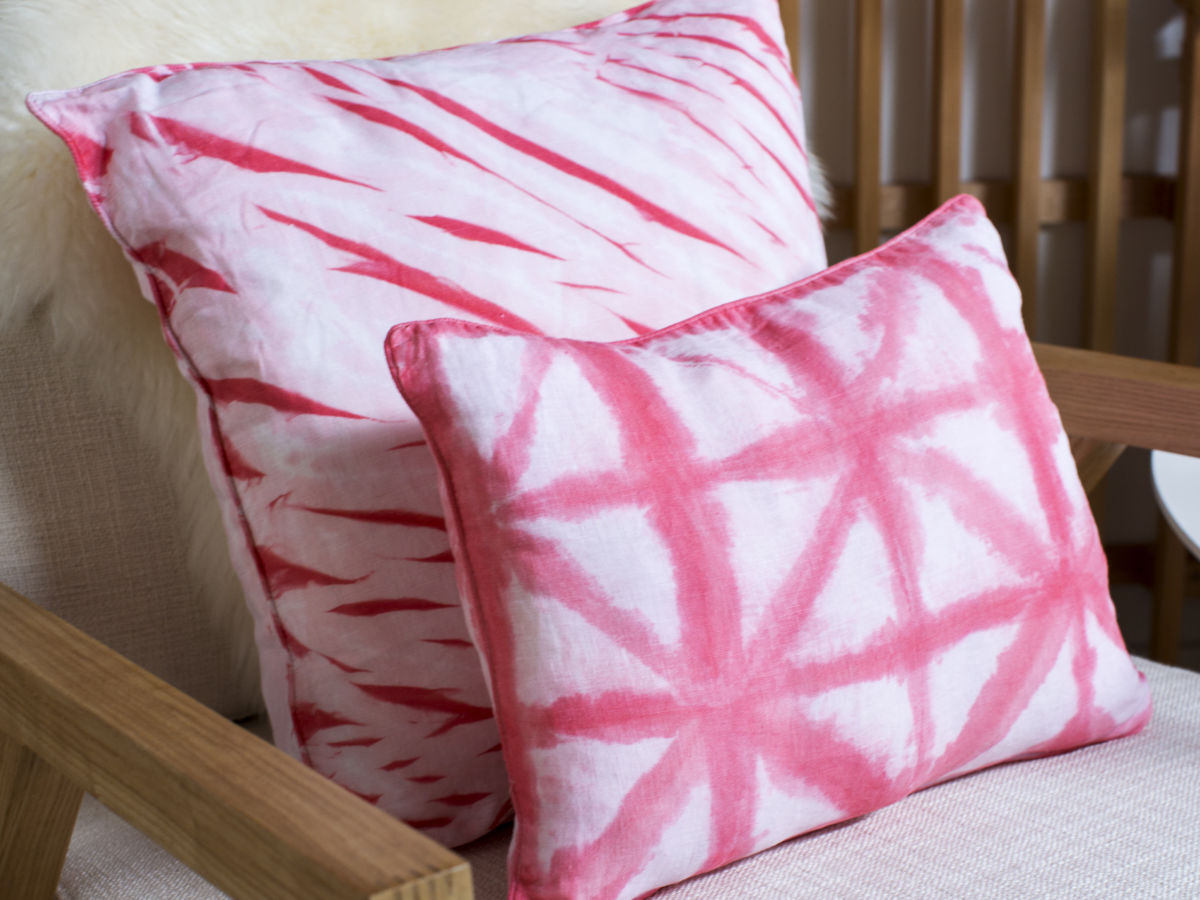 Shibori pillow 2025