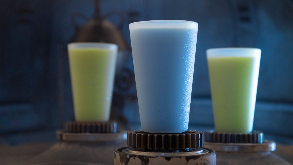 Get Ready to Mix Like a Jedi Master: We've Got the Exclusive on These <i>Star Wars</i>: Galaxy's Edge Cocktail Recipes