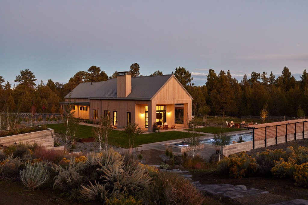 This Bend, Oregon Property Gives off Major Summer Camp Vibes