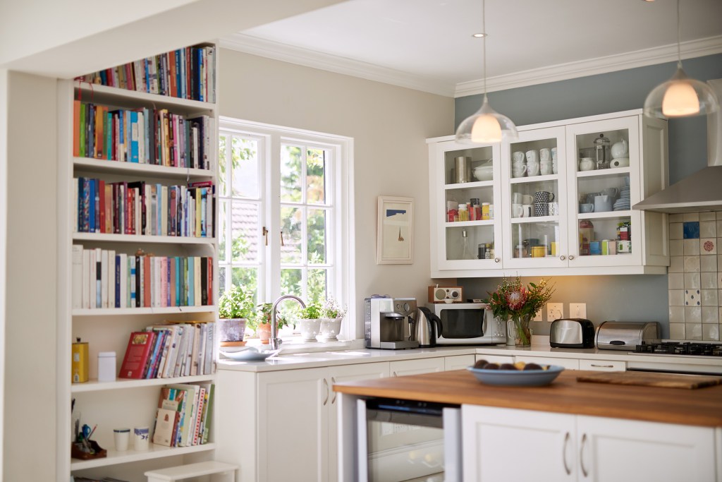 4 Habits That Will Keep Your Home Organized