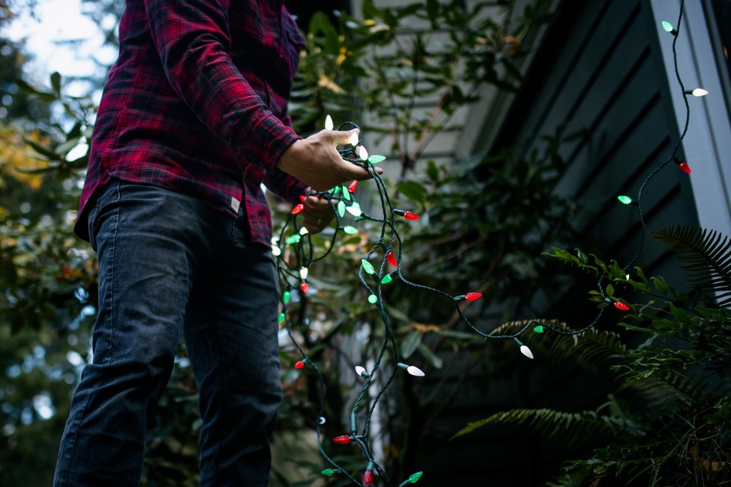 People Are Trading Their Seasonal Christmas Lights for This Sustainable Swap