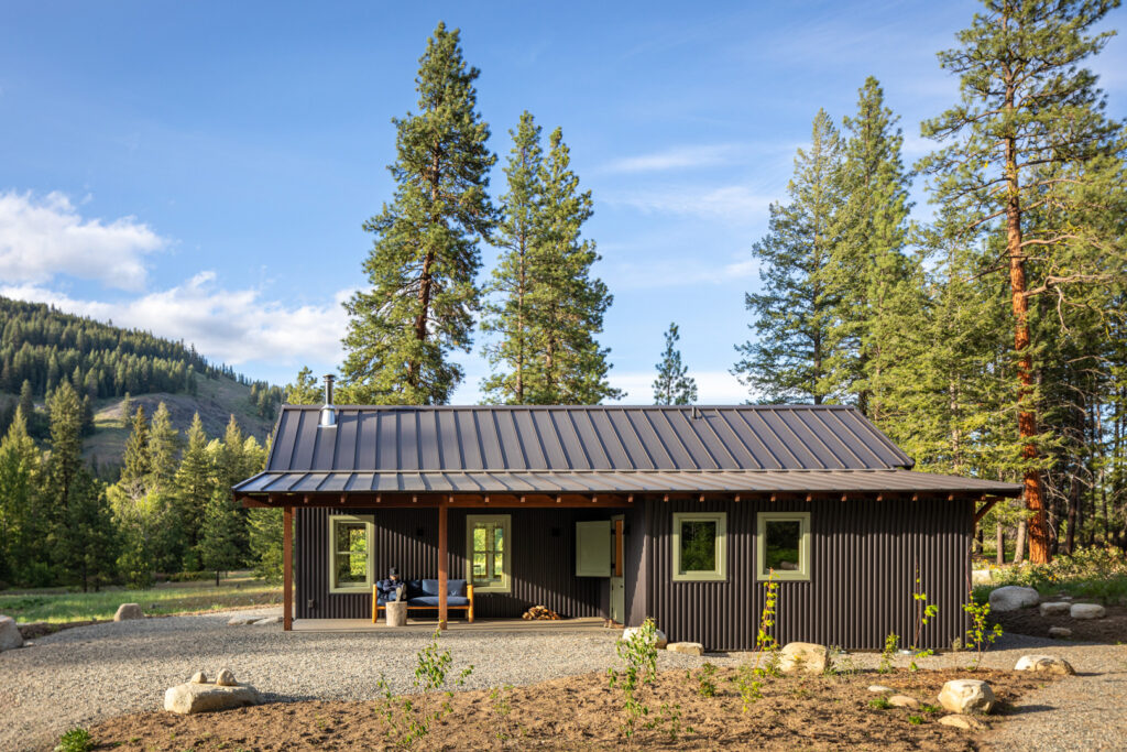 Outdoor Seating in Washington Cabin by Best Practice Architecture