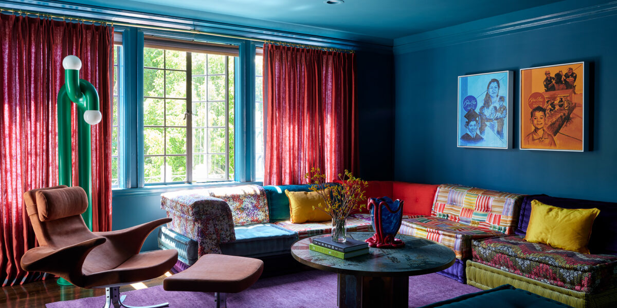 Painted Ceiling Living Room by Oliver Furth