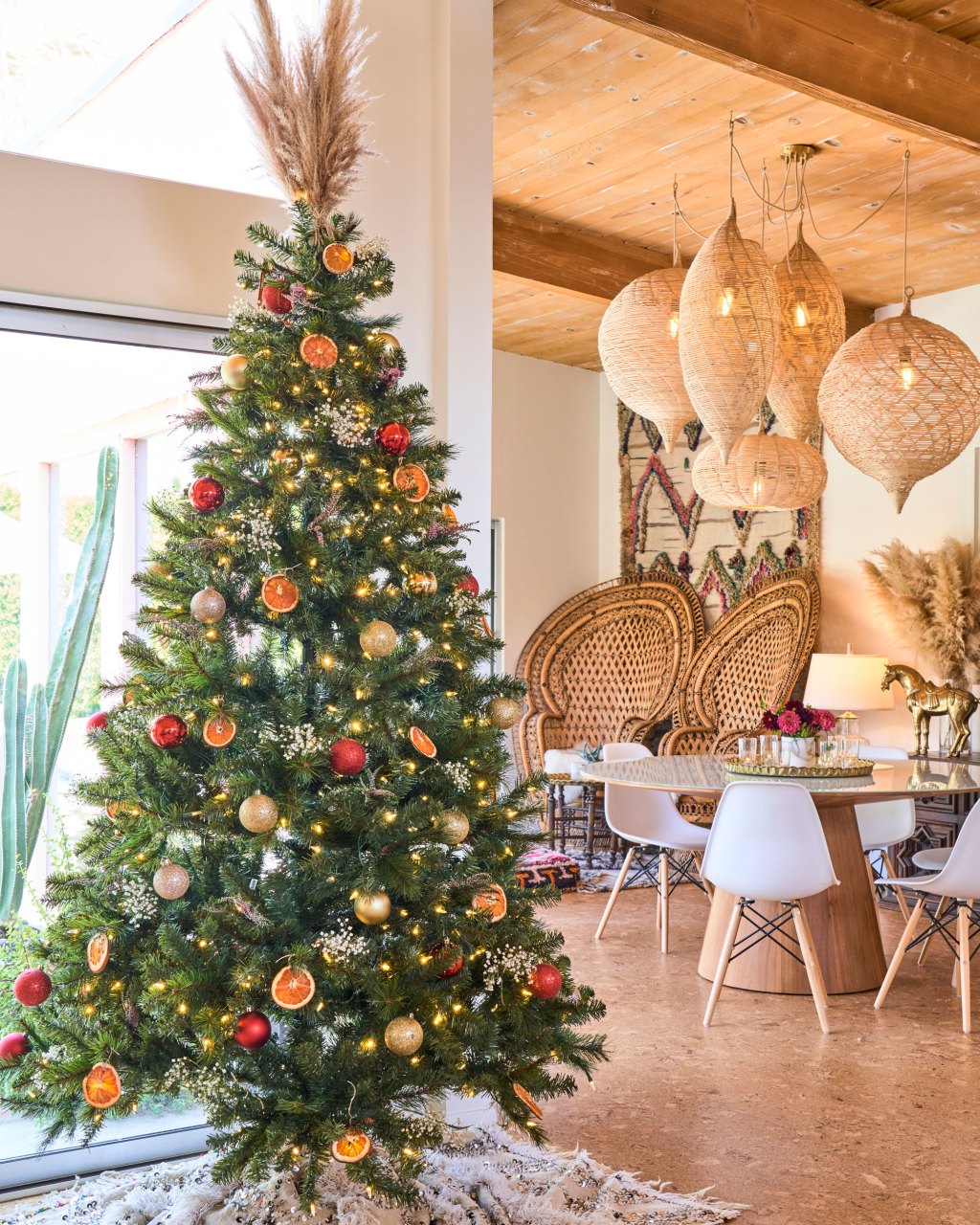 That Christmas Tree Isn't Complete Without Ornaments—These Are the Best-Looking Ones We've Seen