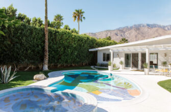 Palm Springs Pool by Studio Proba