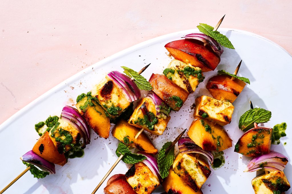 25 Delicious Sides and Desserts You Can Cook on the Grill
