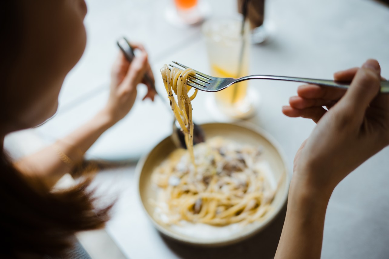Copy These Thoughtful Restaurant Details to Make Any Home-Cooked Meal Feel Special