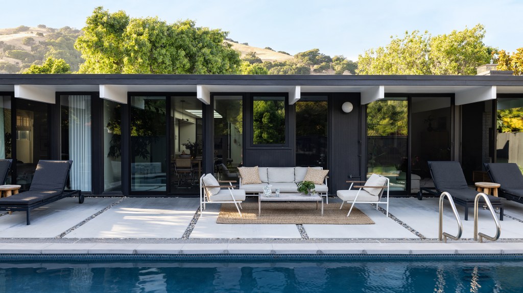 This Designer Did Something Very Controversial to Her Eichler Home—But for a Good Reason