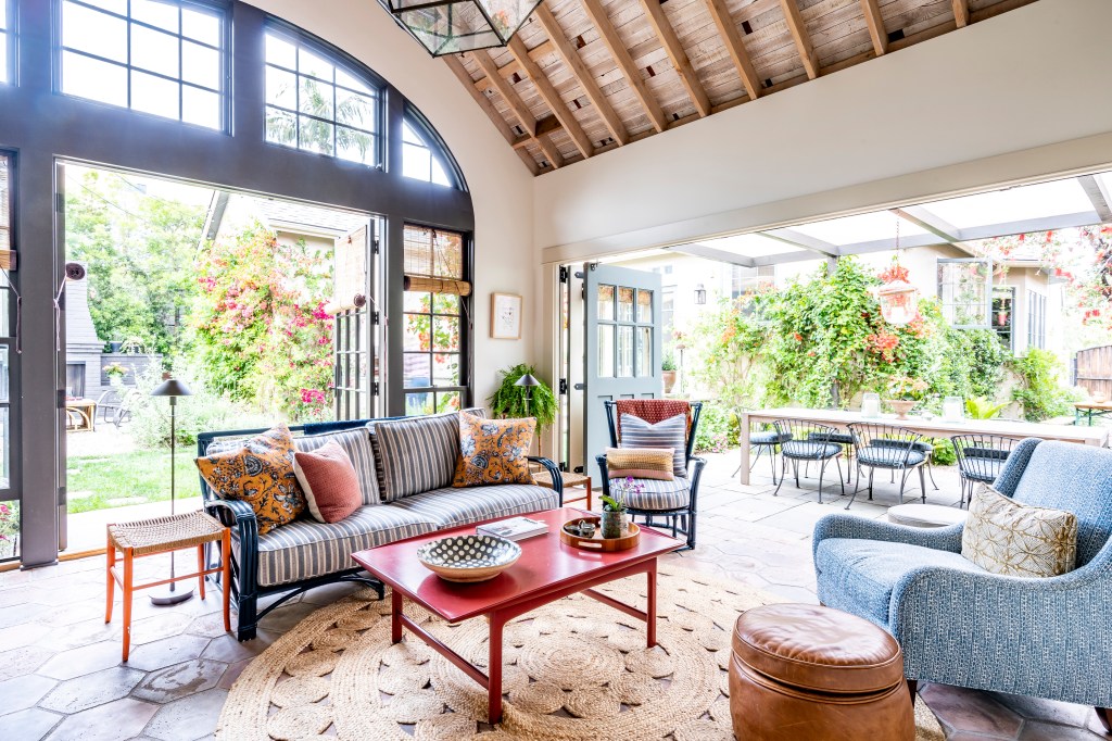 This L.A. Garage-Turned-Garden Room Is Full of Great Outdoor Living Ideas