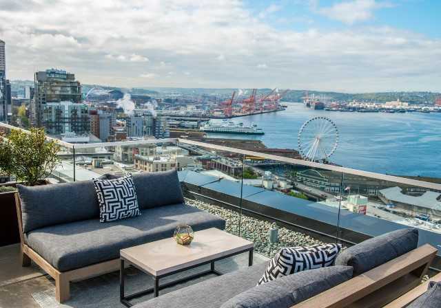 rooftop-bar-the-nest-seattle-wa