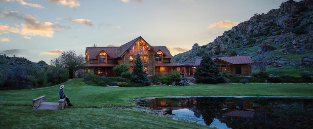 Reid Creek Lodge Exterior