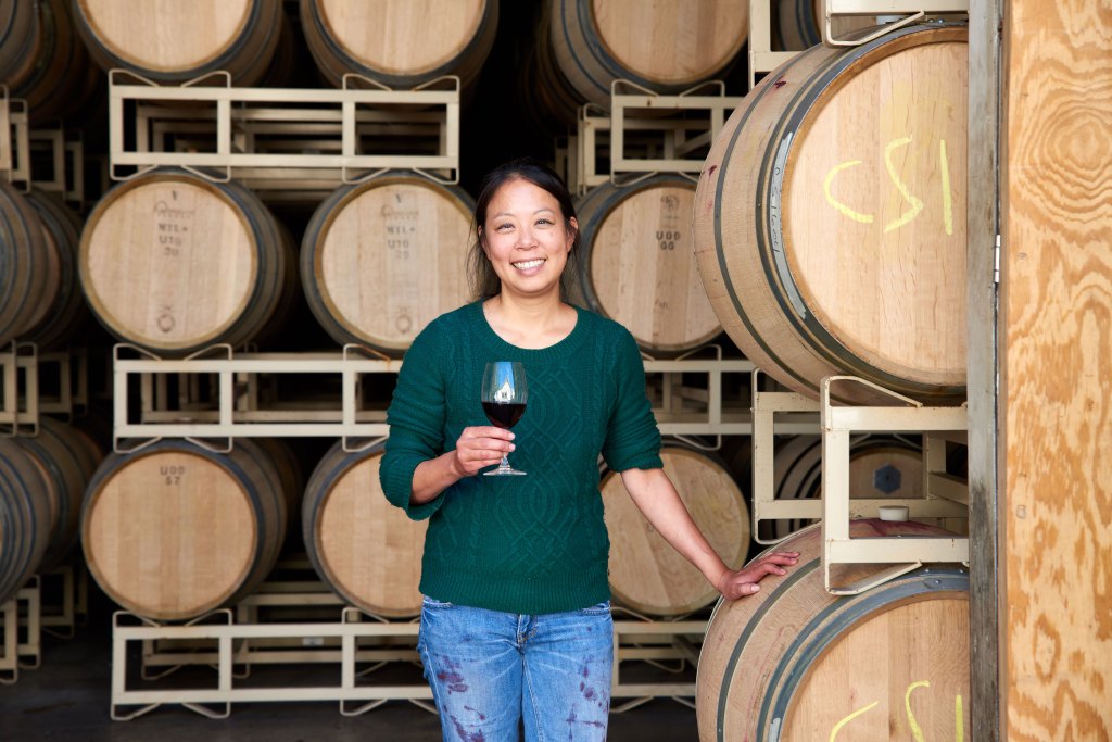 Oregon's Rogue Valley Wine Route: 9 Spots Not to Miss