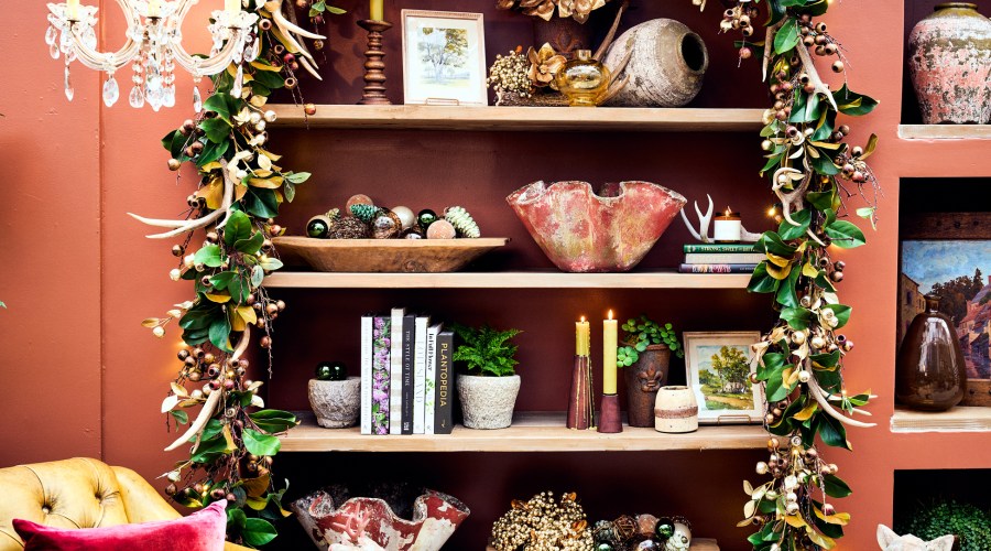 5 New Holiday Decor Trends to Style Your House for the Season