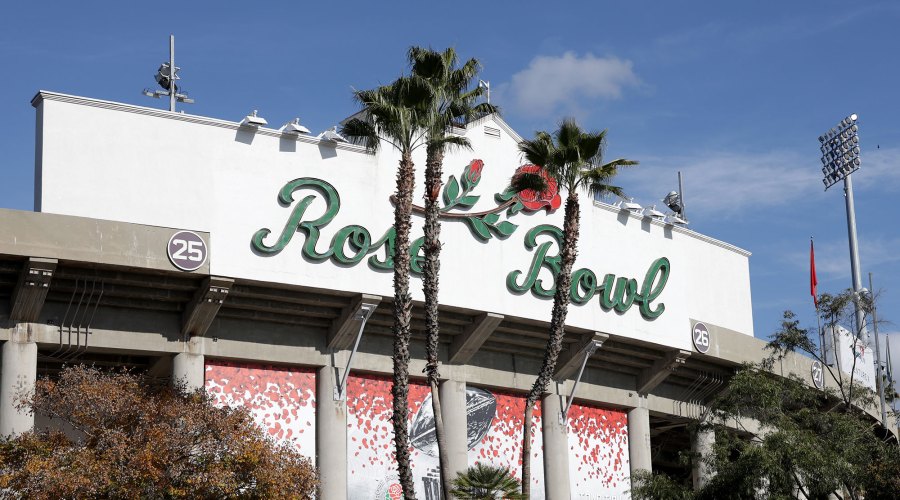 What Makes a Rose Good Enough for the Rose Bowl Game? An Expert Explains
