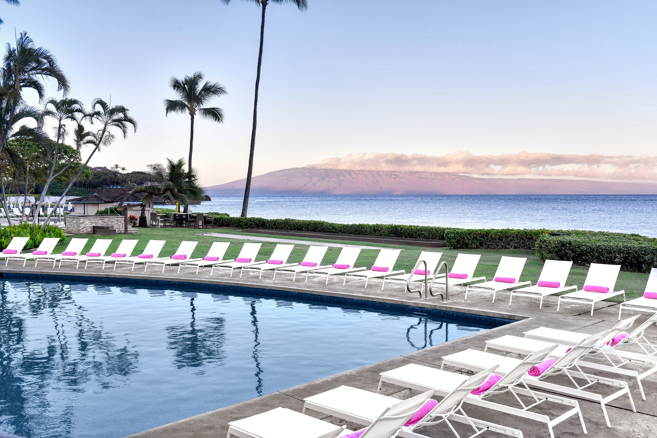 Royal Lahaina Resort Pool