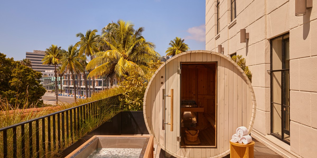 Sauna and Cold Plunge