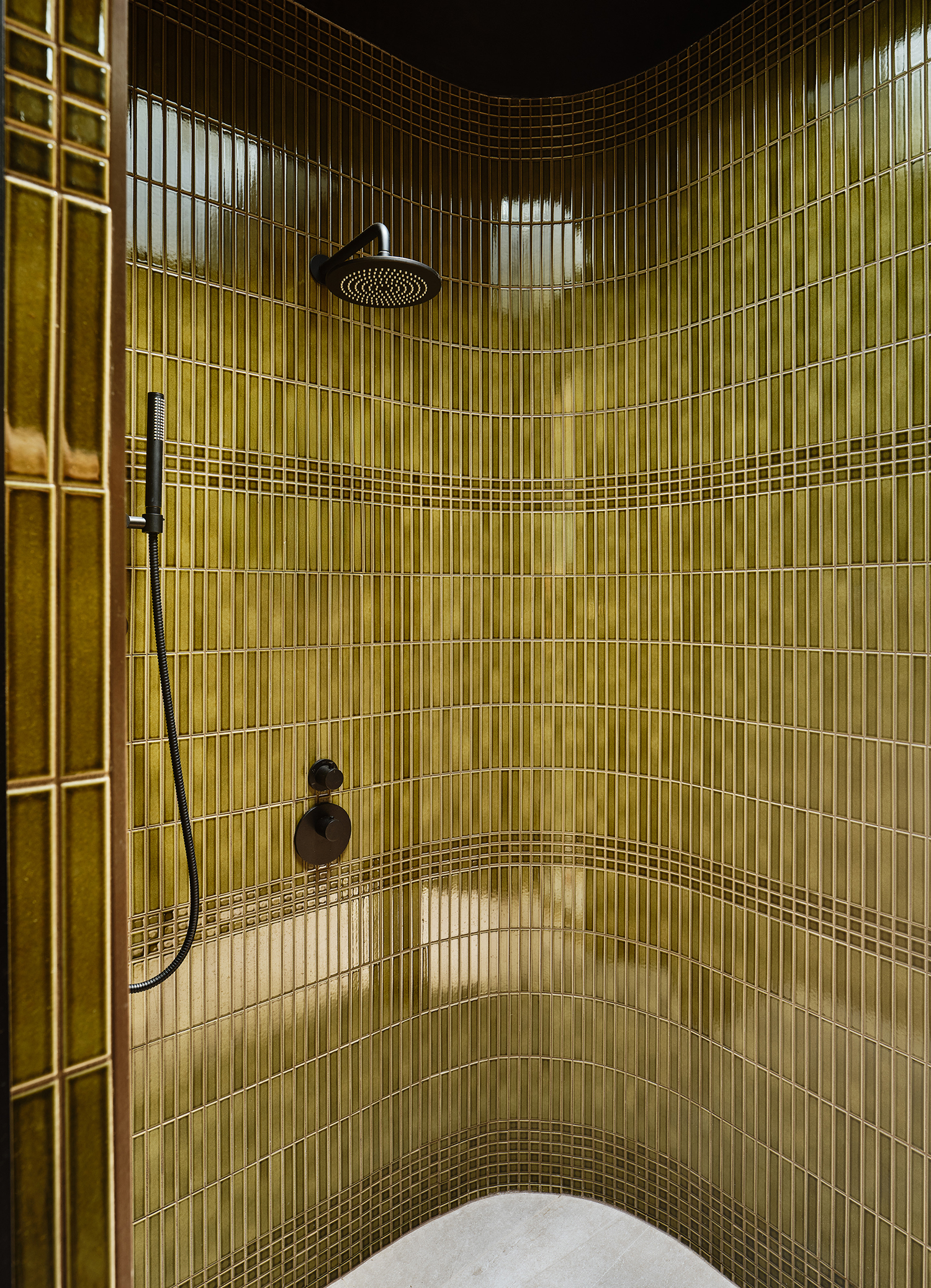 Shower Yakisugi ADU by Mahya Salehi