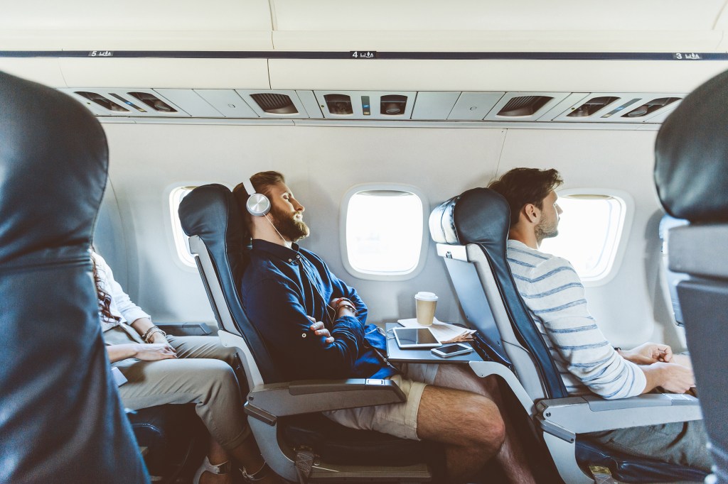 7 Tips for Conquering Jet Lag, According to People Who Travel for a Living