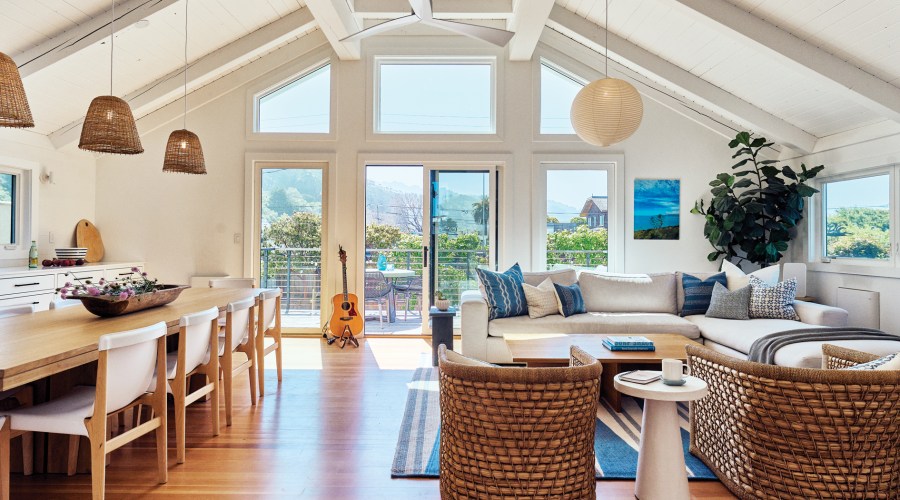The Best Small-Space Ideas to Steal from the Most Stylish Beach Houses