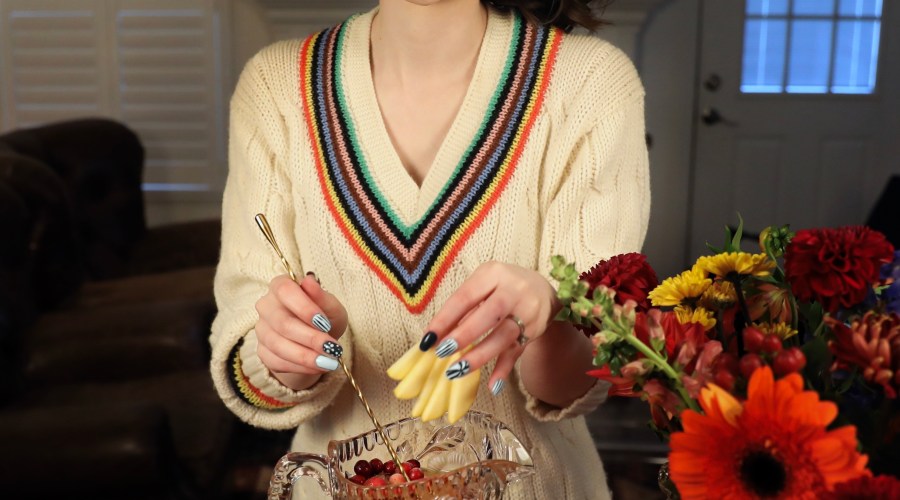 hannah chamberlain prepares fall rum punch