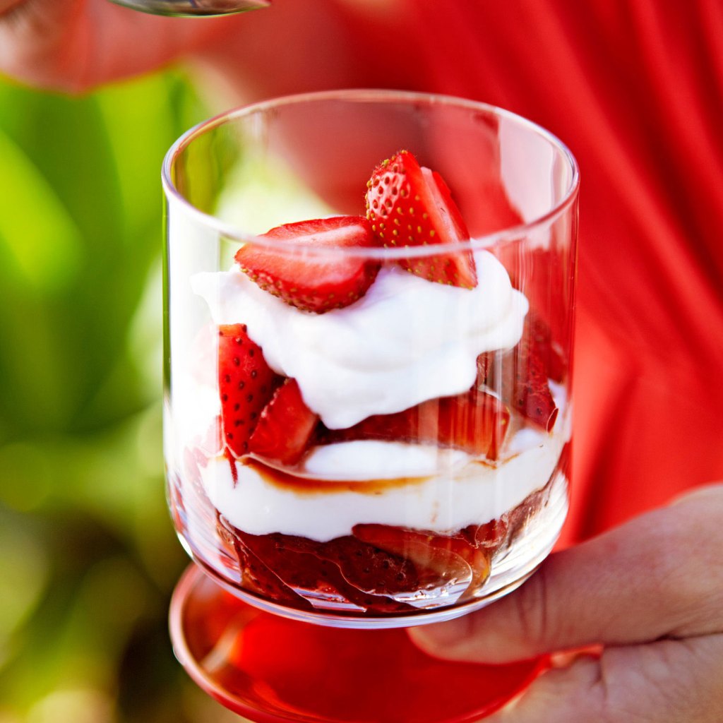Strawberry Yogurt Parfaits