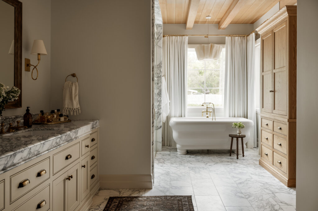 Valley Vista Bathroom