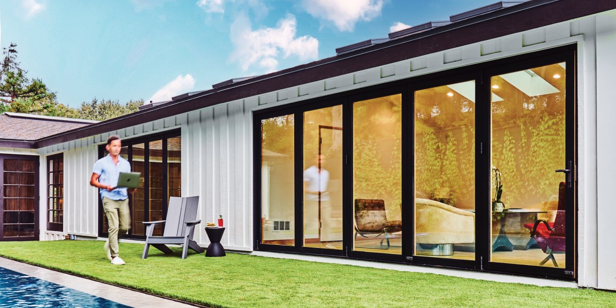 LaCantina Office Exterior