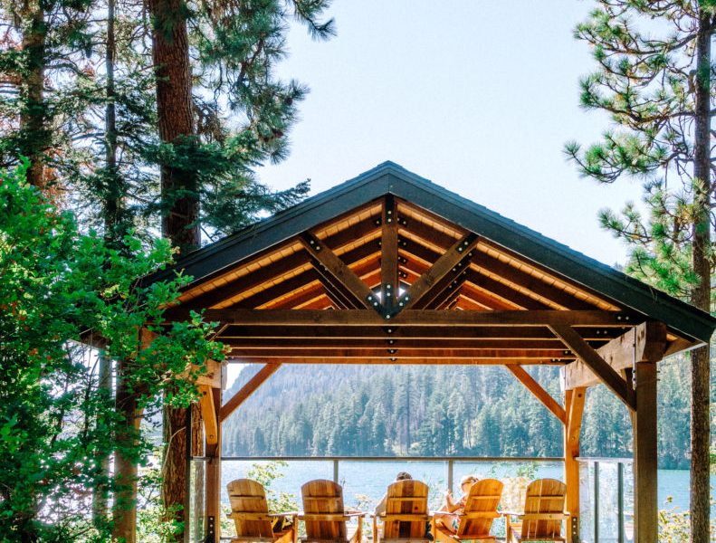 Suttle Lake Lodge & Boathouse in Oregon