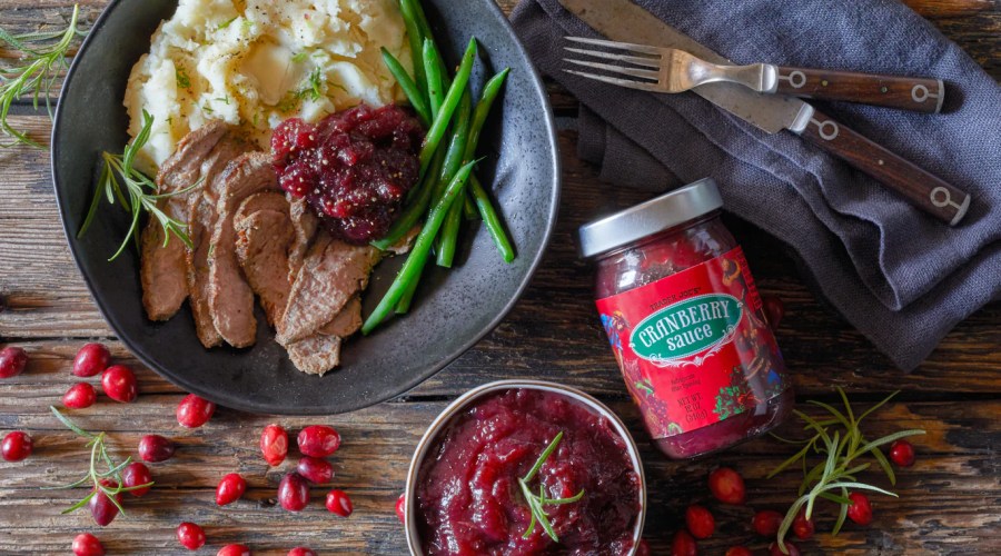 Chefs Swear by These Thanksgiving Shortcuts from Trader Joe's