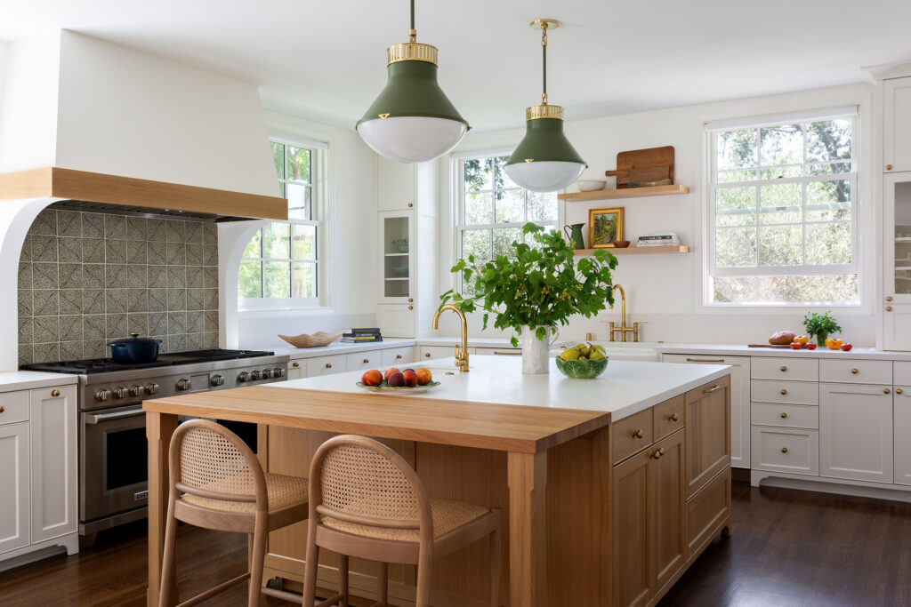 Traditional Kitchen by Amy Sklar