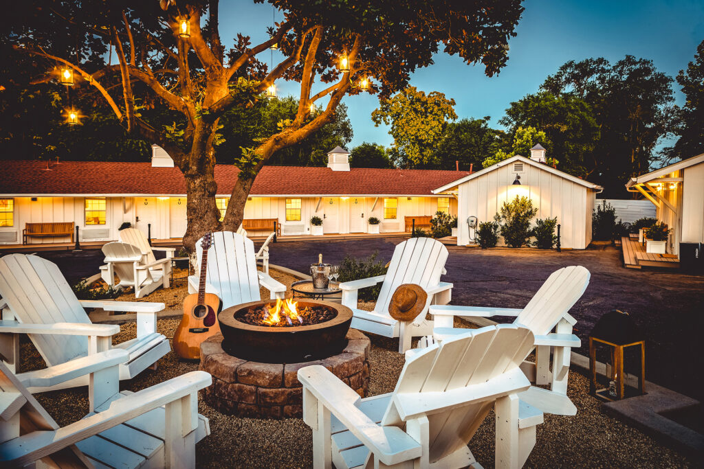 Stables Inn Firepit