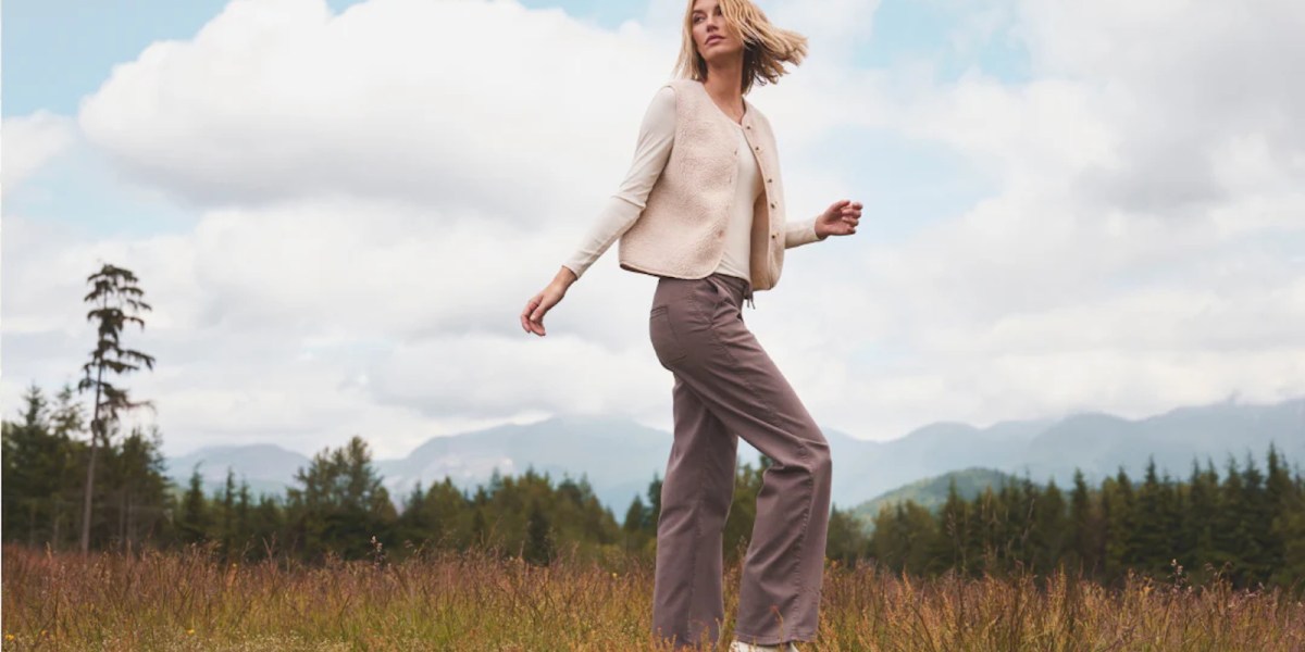 I’m a Travel Editor and These Are Officially the Best Pants for Traveling, Period.