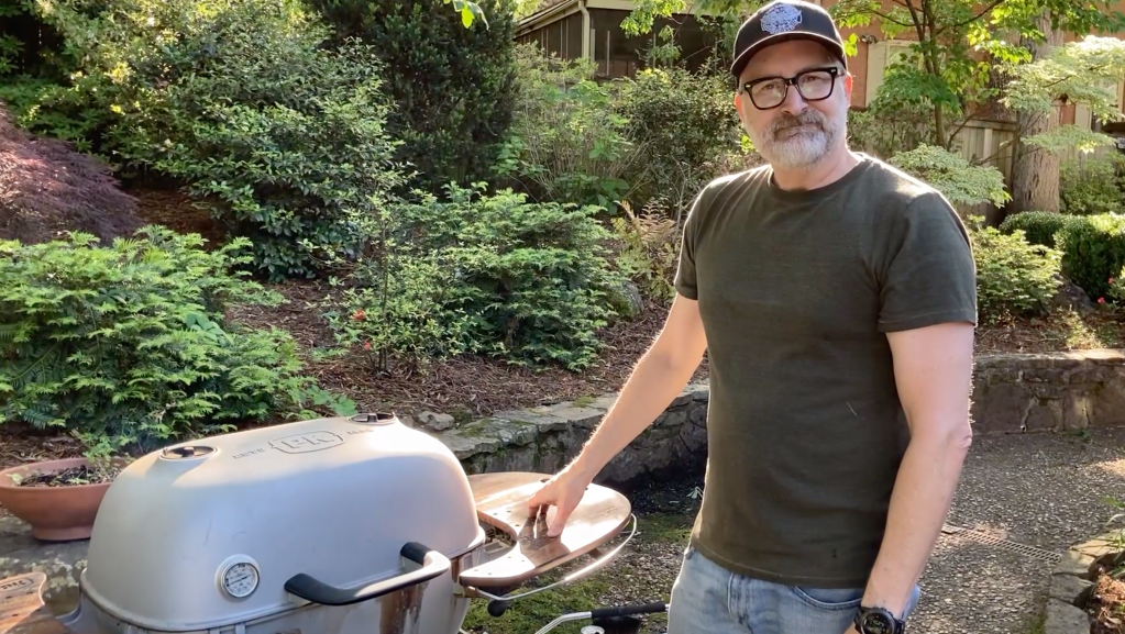 Never Burn Your Barbecue Again with This Master Grilling Technique