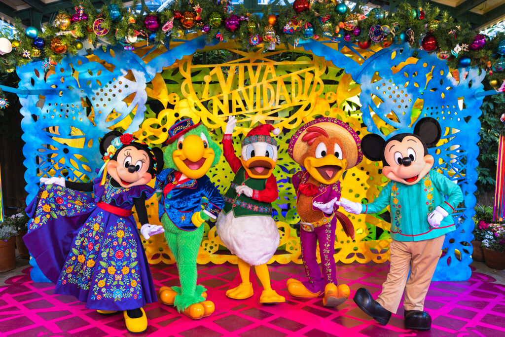 Viva Navidad Disneyland