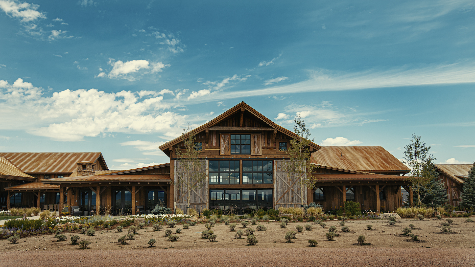 cheyenne-club-exterior