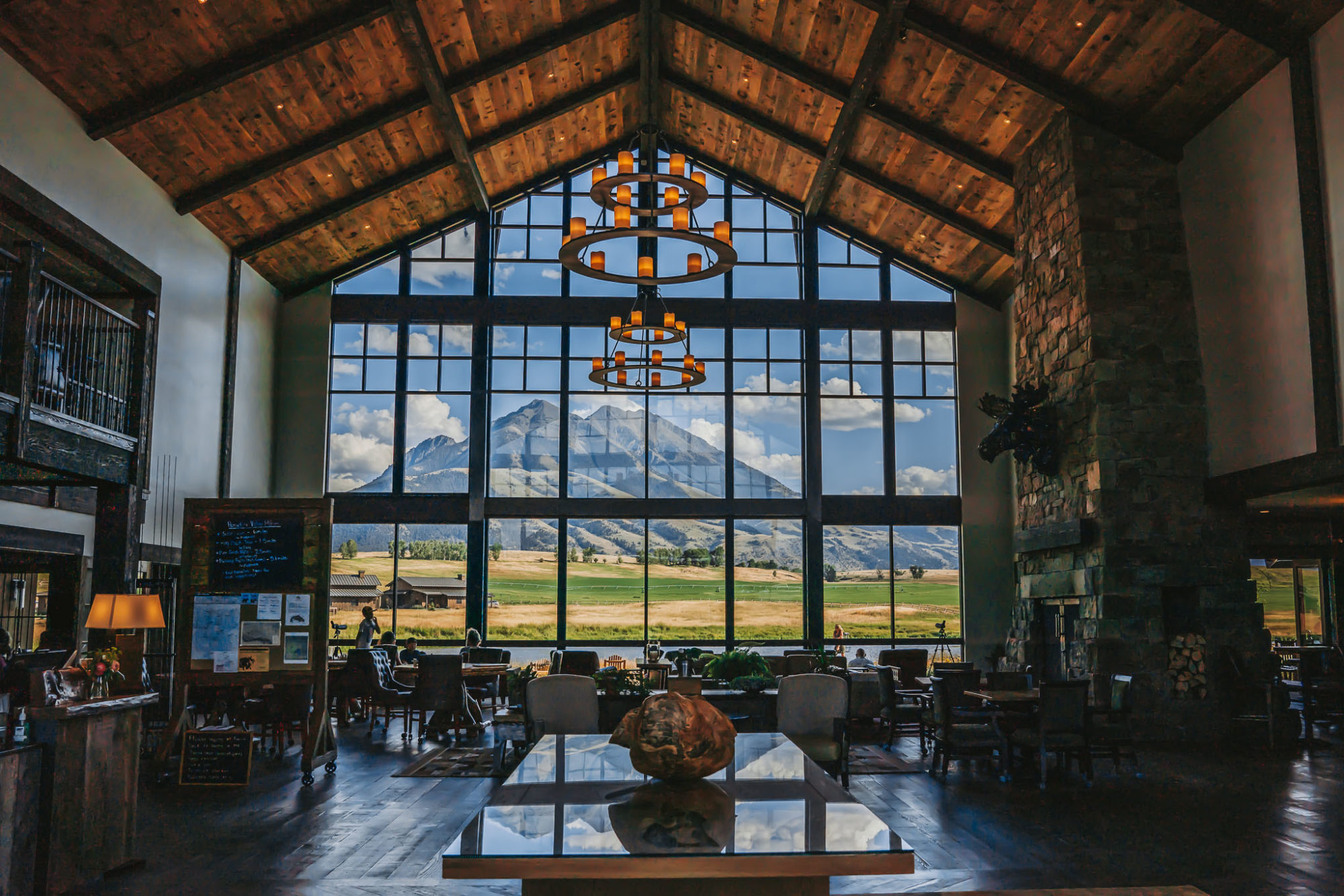 Sage Lodge . Yellowstone National Park . Montana .