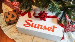 Sunset Subscription Box holiday