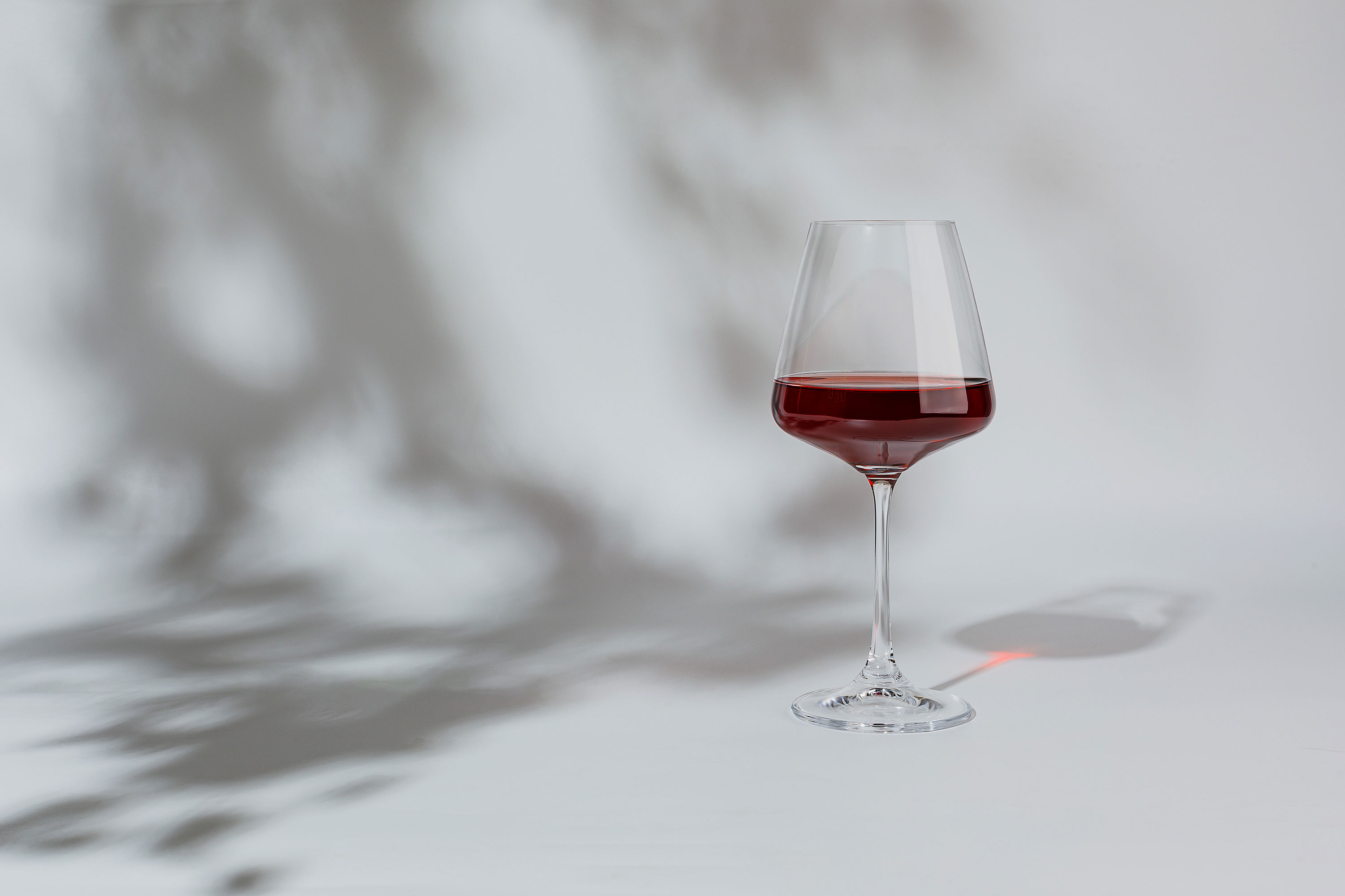 https://www.sunset.com/wp-content/uploads/wine-glass-andris-salmins.jpg