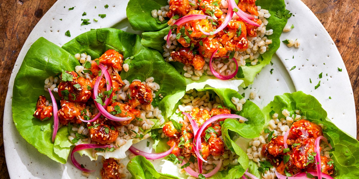 These Shockingly Flavorful Cauliflower Recipes Will Inspire Your Next Meat-Free Meal