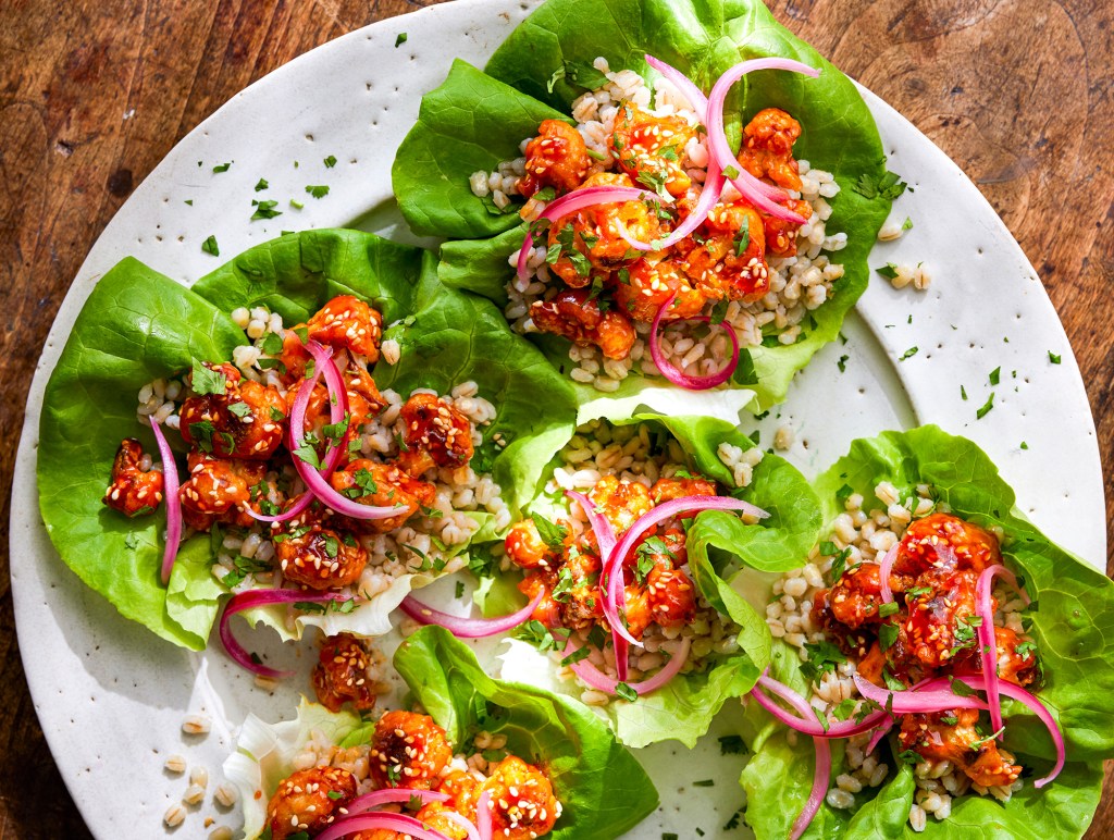 These Shockingly Flavorful Cauliflower Recipes Will Inspire Your Next Meat-Free Meal