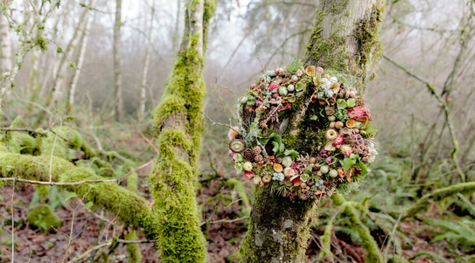 Here's the Secret to a Holiday Wreath That Won't Wither, Plus Other Winter Decor Tips