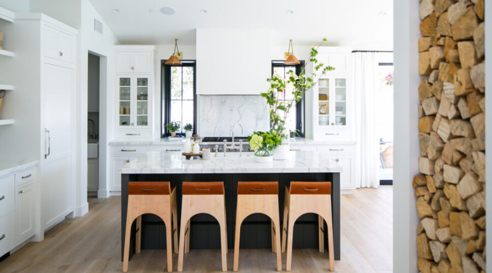 Are Kitchen Islands Outdated Now? Interior Experts Explain.